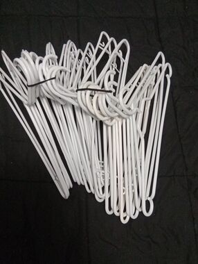 30 Hangers All White 3 Types